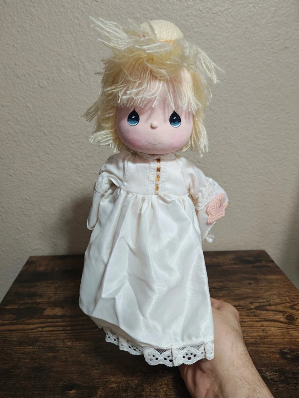 Adorable 1989 Vintage Precious Moments "Angel" Musical Doll Plush